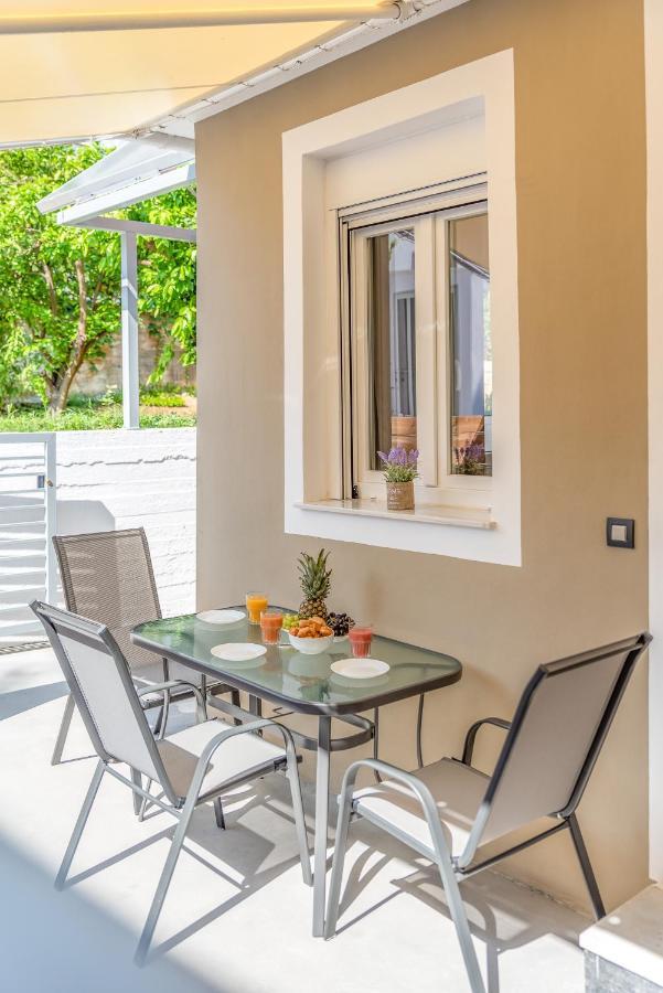 Lithostroto Retreat #1 Apartment Аргостолион Екстериор снимка